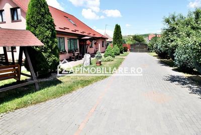 Casa 5 camere, 250 mp,3 băi,2.500mp teren,  0% comision - 9
