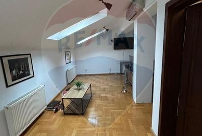 Inchiriere spratiiu birouri 65 mp + locuri parcare P-ta Victoriei - 2