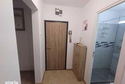 Apartament cu 2 camere decomandat în Titan