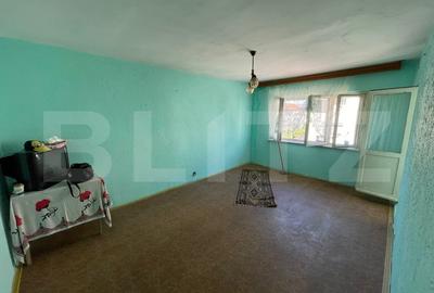 Apartament cu 3 camere, decomandat, 62 mp, - Strada Alexandru Ioan Cuza - 2