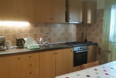 Casă individuală cu 9 camere cu Canalizare în Titan - 8