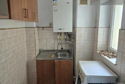 Apartament cu 2 camere decomandat în Micro 15 - 8