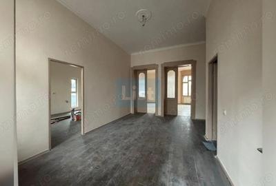 Apartament cu 3 camere semidecomandat în Central - 5