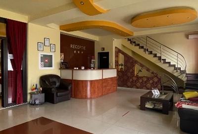 Hotel/Pensiune, de 28 mp, în City Park Mall - 1