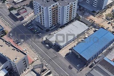 Teren de 1600 mp, în Militari