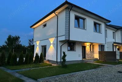 Casă cu 4 camere în Corbeanca