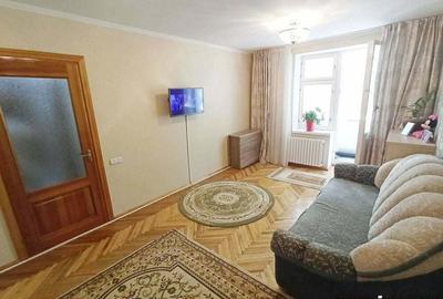 Apartament cu 2 camere în P-ța Universității - 1
