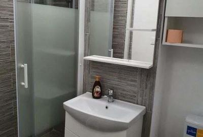 Garsoniera zona 23 august - 1