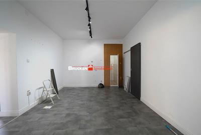 Spațiu comercial, de 91 mp, în Central - 1