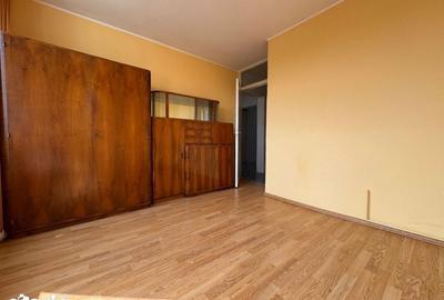 Apartament cu 3 camere în Florilor - 3