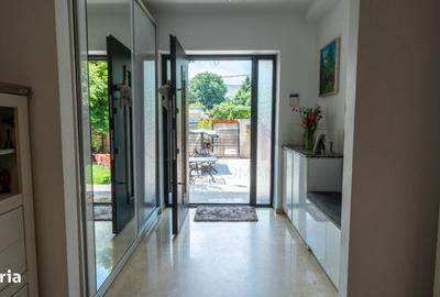 Casă cu 4 camere cu Canalizare în Apărătorii Patriei - 11