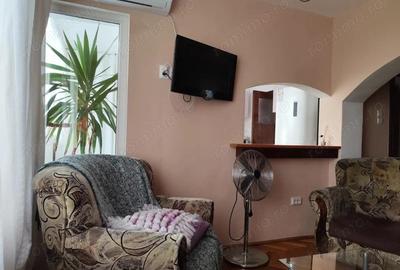 Apartament 3 camere de inchiriat, B-dul Dacia - Rogerius, Oradea - 1