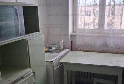 Apartament 4 camere, decomandat - zona Astra - 4