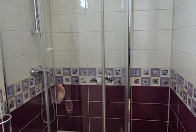 Apartament de vanzare cu 3 camere zona Tractorul bloc nou - 2
