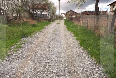 Teren de 800 mp, în Central - 2