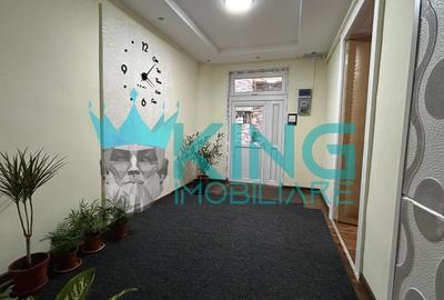 Apartament cu 5 camere semidecomandat, mobilat în P-ța Alba Iulia