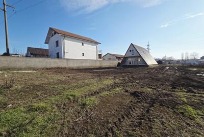 Teren Construcții intravilan de 1186 mp, în Vest - 6