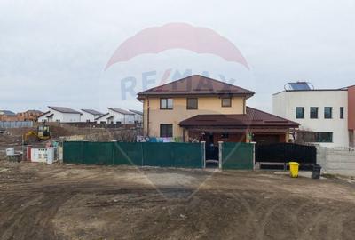 Casă cu 5 camere cu Teren 500 Mp în Sânpetru - 29