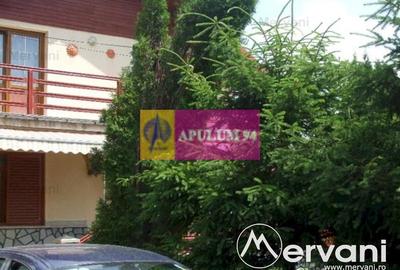 Vila de vanzare in Busteni - Zona Centrala - 34