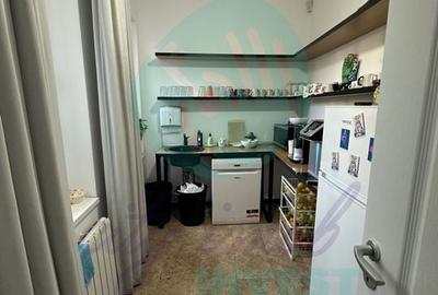 Casă renovată și consolidată, ideală pentru birouri sau activități comerciale Casă renovată și consolidată, ideală pentru birouri sau activități comerciale - 10