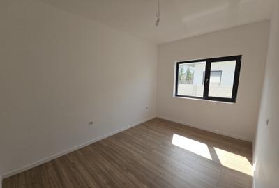 Casă individuală cu 4 camere cu Canalizare în Domnești - 16