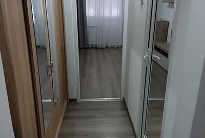 Garsonieră decomandată în Micro 14 - 3