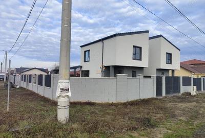 Casă cu 3 camere cu Teren 300 Mp în Central - 12