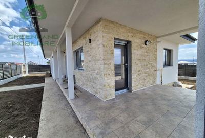 Casă cu 4 camere cu Teren 400 Mp în Miroslava - 1