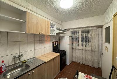 Apartament 4 camere cf 1 decomandat zona Micro 5 - 5