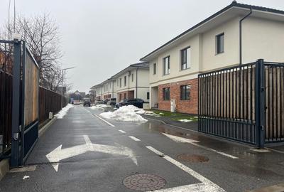 Duplex cu 6 camere cu Canalizare în Florești - 2