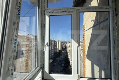 Apartament cu 3 camere decomandat în Micro 4 - 9