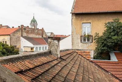 Apartament cu 3 camere semidecomandat, mobilat în Ultracentral - 1