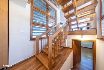 Casă cu 6 camere cu Teren 461 Mp în Central - 12