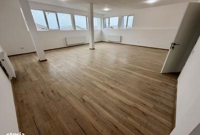 Casă cu 4 camere în Postăvari - 15