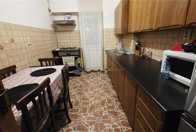 APARTAMENT 3 CAMERE 70 MP ZONA ION MESTER - 4