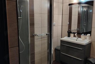 Casă cu 3 camere cu Teren 640 Mp în Traian - 3