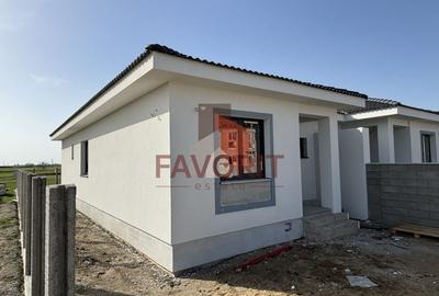 Duplex cu 3 camere cu Canalizare în Moșnița Nouă - 2