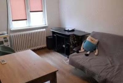 Garsonieră decomandată în Central - 3