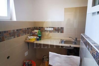 Apartament cu 3 camere semidecomandat în Gheorgheni - 6