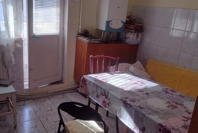 Apartament cu 2 camere în Școlilor - 1