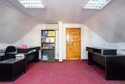 Vila 16 Camere de vanzare Unirii Primaria Sector 3 - 21