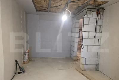 Casă cu 4 camere cu Teren 538 Mp în Priseaca - 3