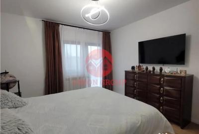 Casă cu 4 camere cu Teren 249 Mp în Brătianu - 2