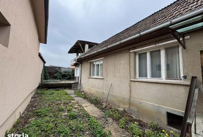 Casă cu 3 camere cu Teren 300 Mp în 14 Mai