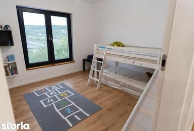 Casă cu 5 camere cu Teren 820 Mp în Baciu - 2