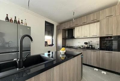 Casă cu 4 camere în Central - 1