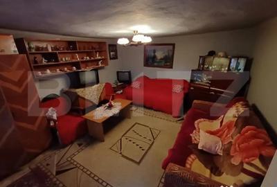 Casă cu 3 camere cu Teren 600 Mp în Central - 2