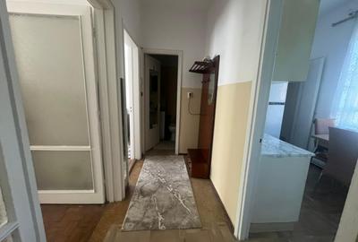 De vânzare apartament 2 camere – 49 mp – Tractorul - 5