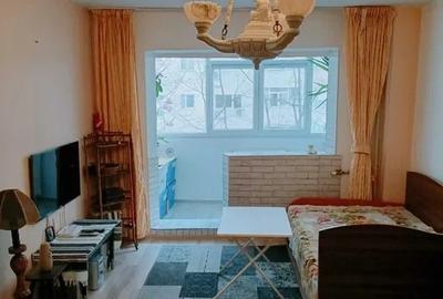 Ofer spre închiriere apartament 2 camere decomandat zona Turda - 1