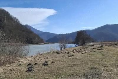 Teren de 2800 mp, în Călinești - 1